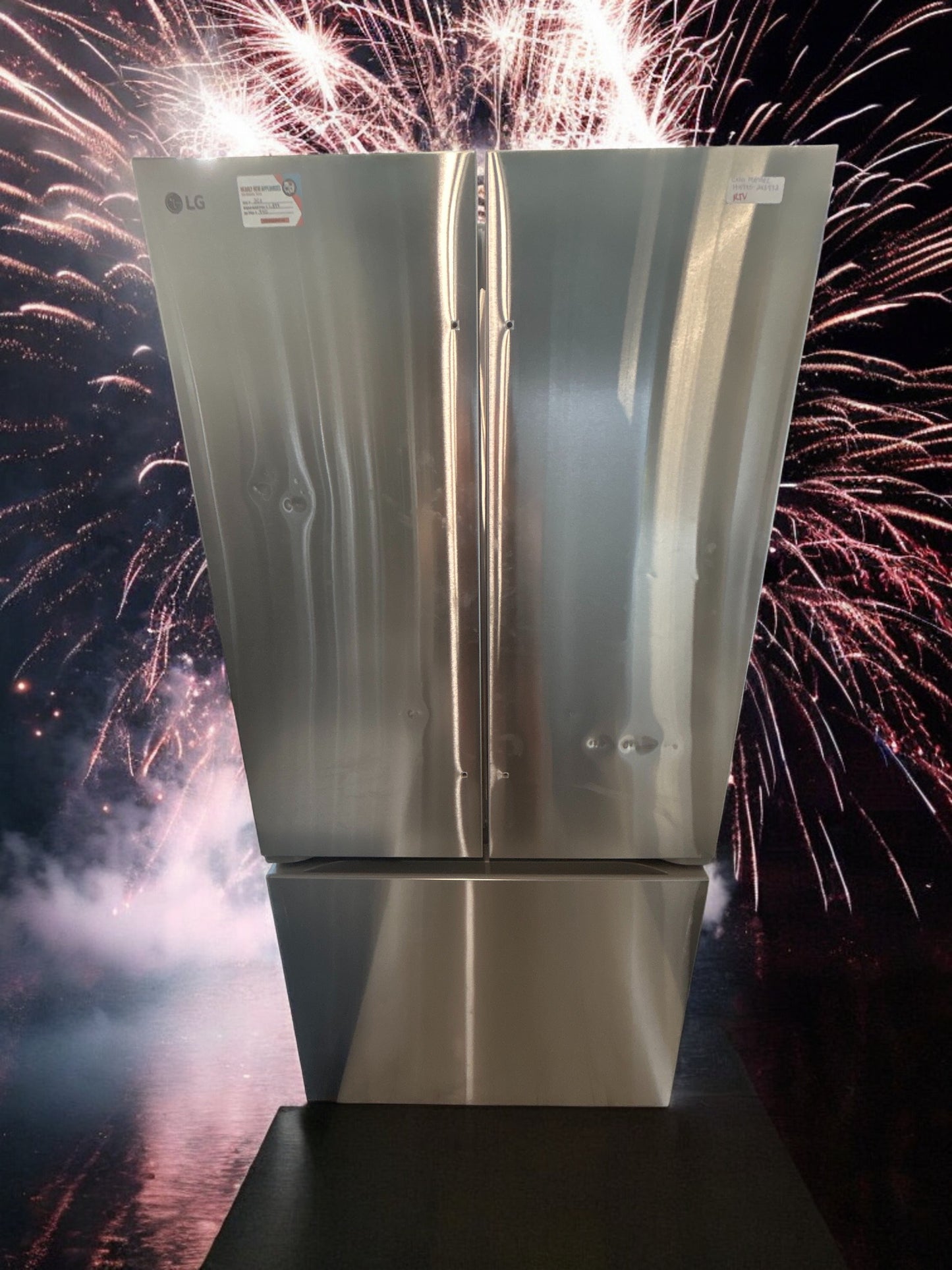 LG 25 cu.ft. 3-Door French Door Refrigerator with Hybrid Handle Design