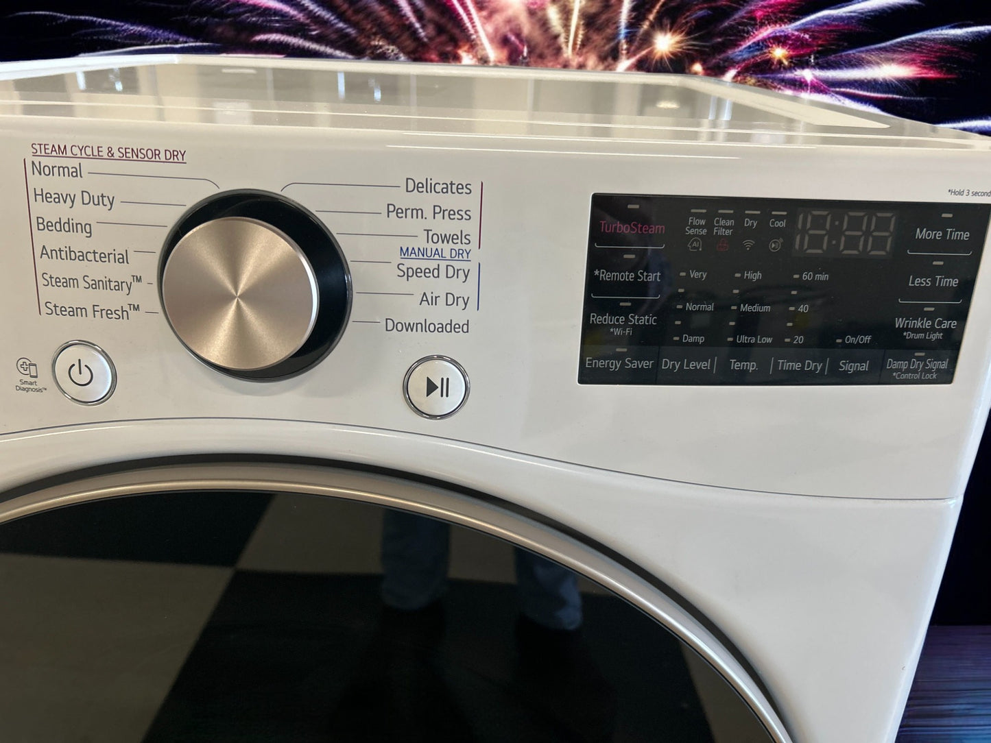 LG 7.4 cu. ft. Smart Gas Dryer