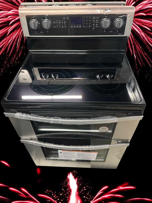 Whirlpool 6.7 cu. ft. Electric Double Oven Range with True Convection