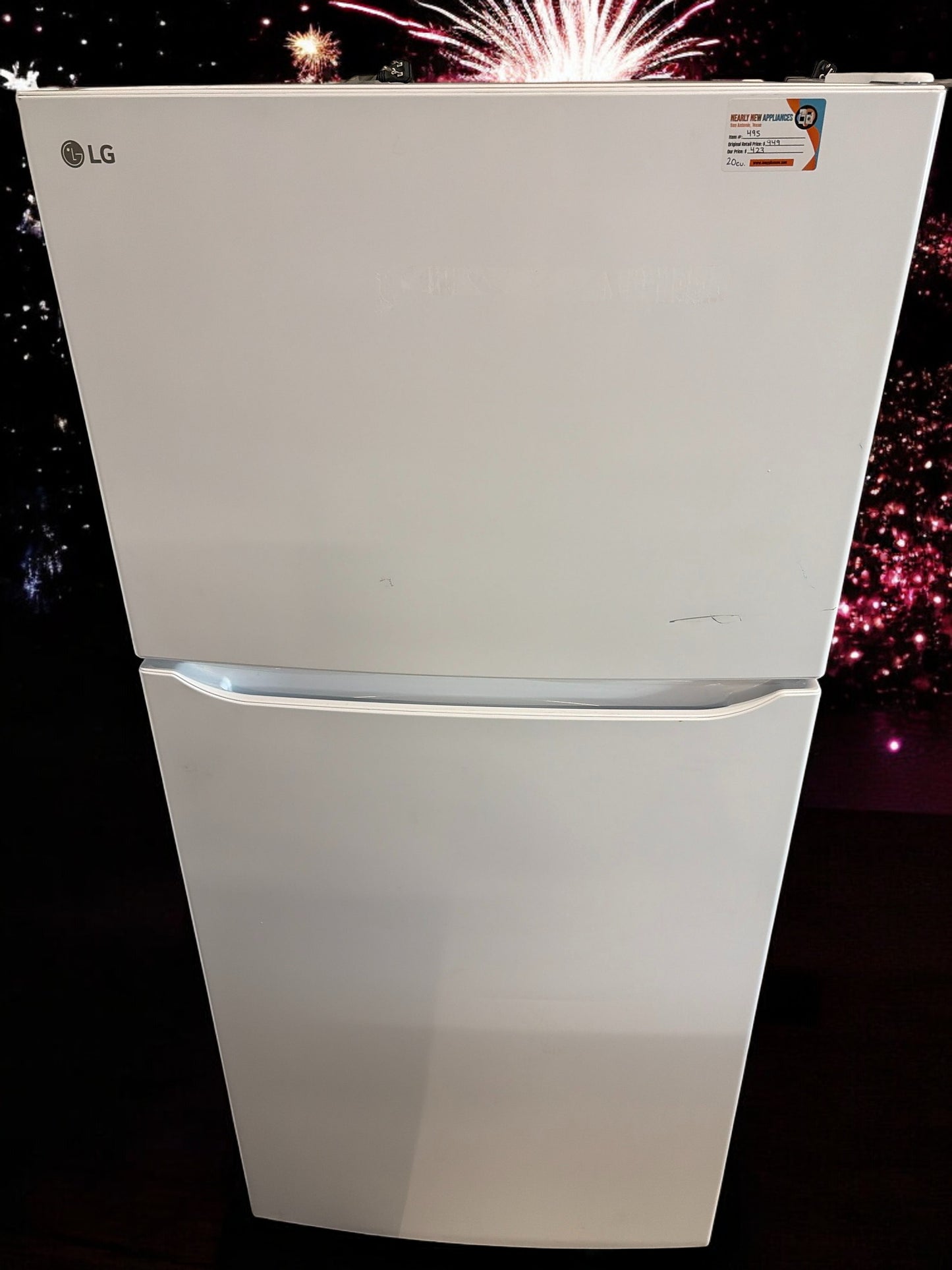 LG 30 in. W 20 cu. ft. Top Freezer Refrigerator